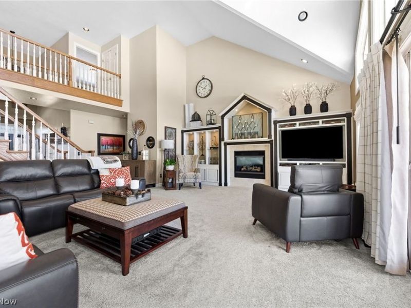 6199 Highland Green Drive, Medina, OH 44256 Photo 11