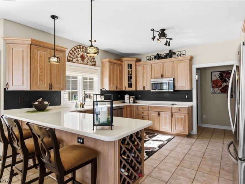 6199 Highland Green Drive, Medina, OH 44256 Photo 14