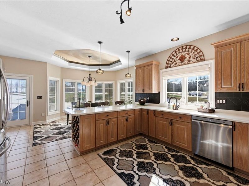 6199 Highland Green Drive, Medina, OH 44256 Photo 18