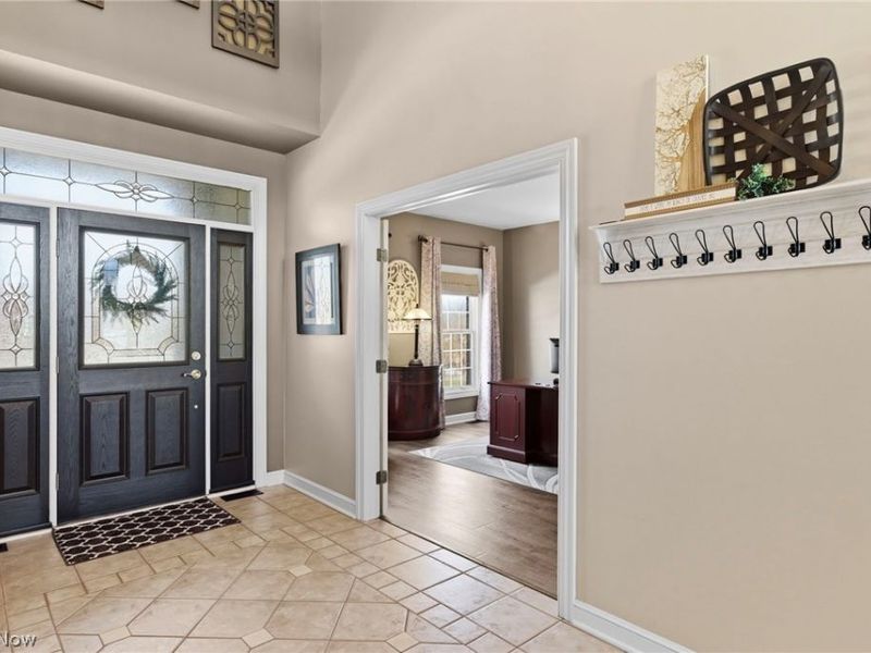 6199 Highland Green Drive, Medina, OH 44256 Photo 5