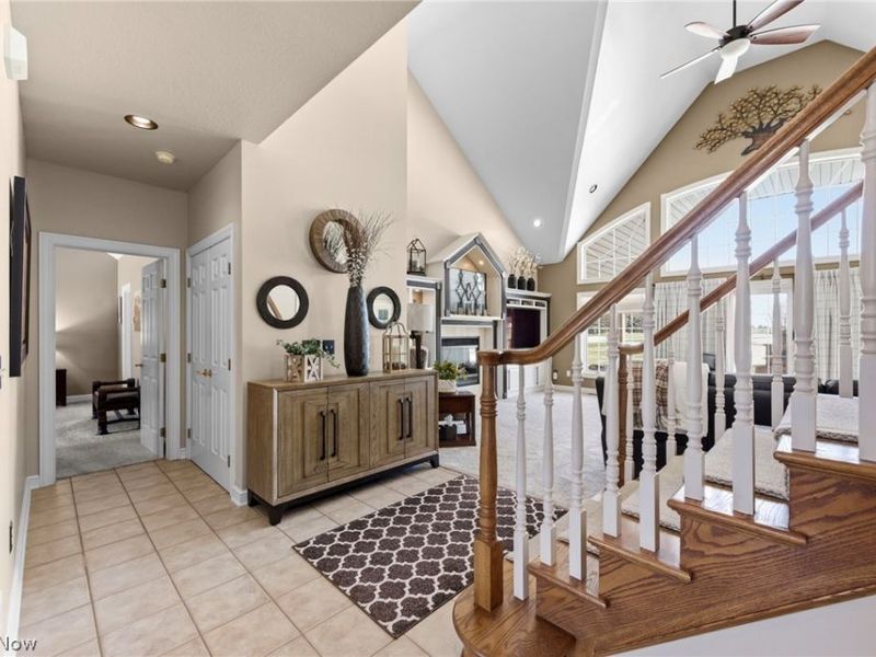 6199 Highland Green Drive, Medina, OH 44256 Photo 9