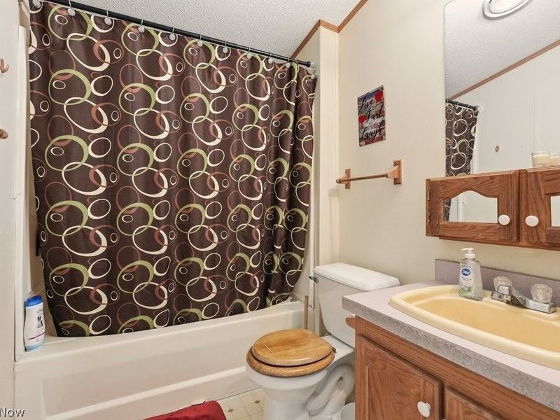 3228 Carper Avenue, Akron, OH 44312 Photo 12