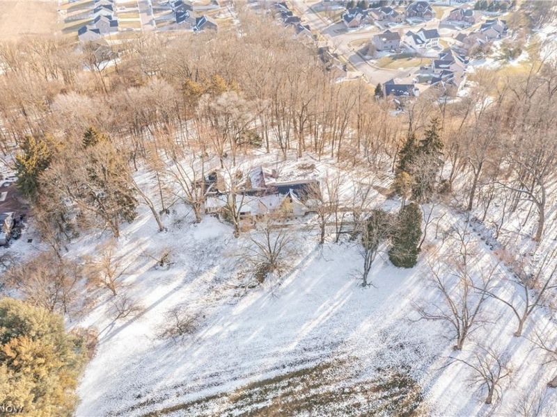 3151 Perry Drive NW, Canton, OH 44708 Photo 2