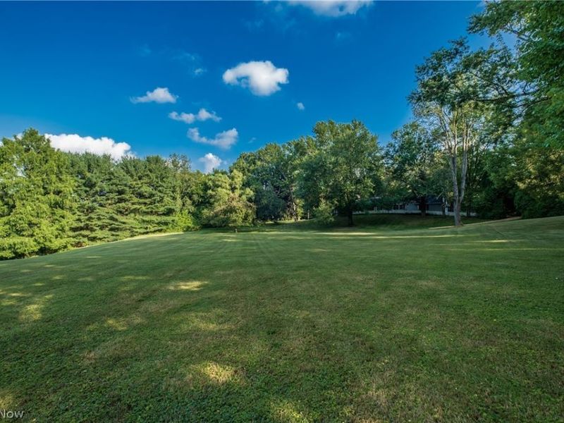 3151 Perry Drive NW, Canton, OH 44708 Photo 6