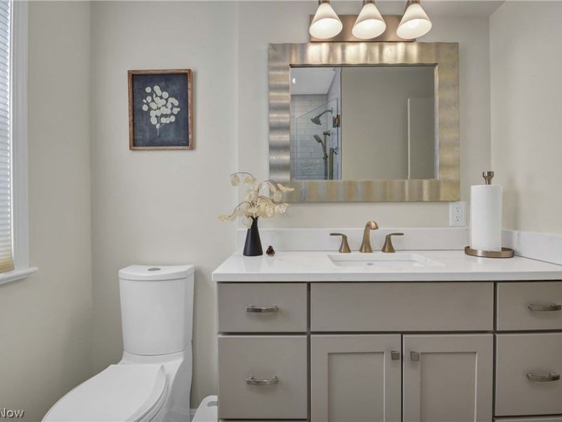 4892 West Park, Fairview Park, OH 44126 Photo 14