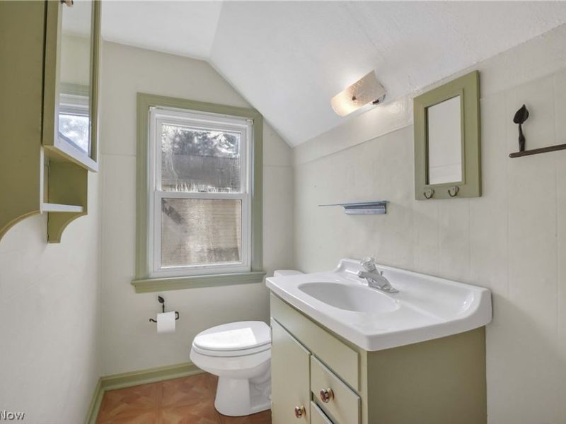 4892 West Park, Fairview Park, OH 44126 Photo 32