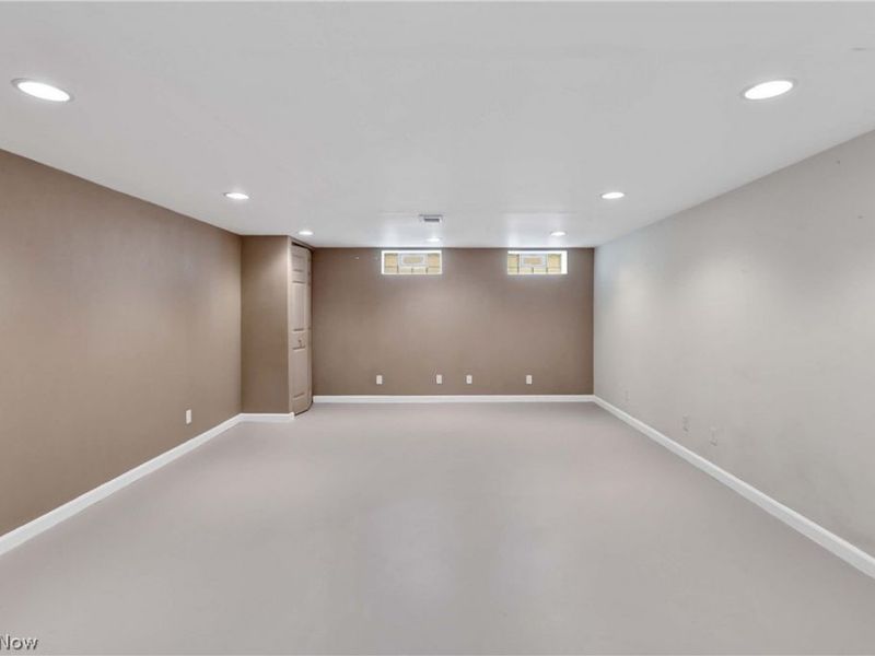 4892 West Park, Fairview Park, OH 44126 Photo 36