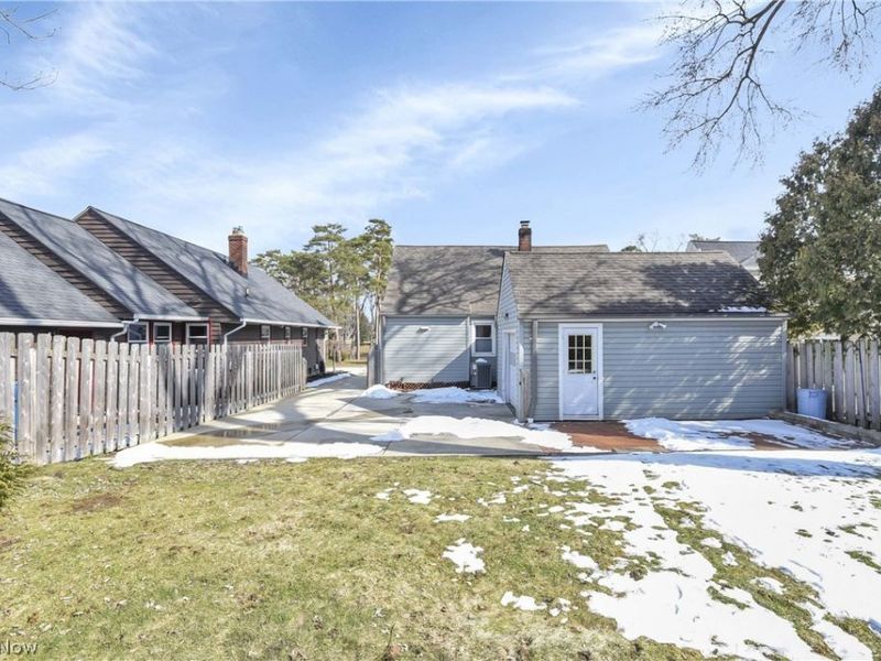 4892 West Park, Fairview Park, OH 44126 Photo 46