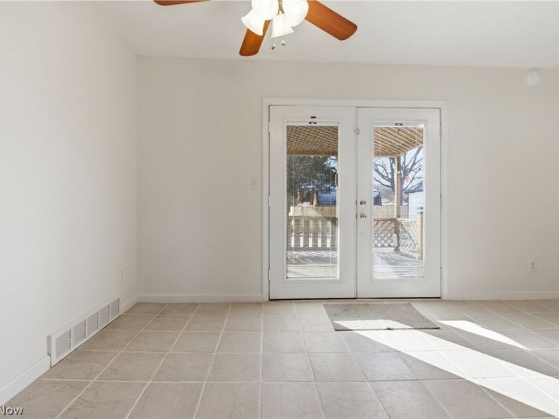 1480 Forestview Drive, Vermilion, OH 44089 Photo 7