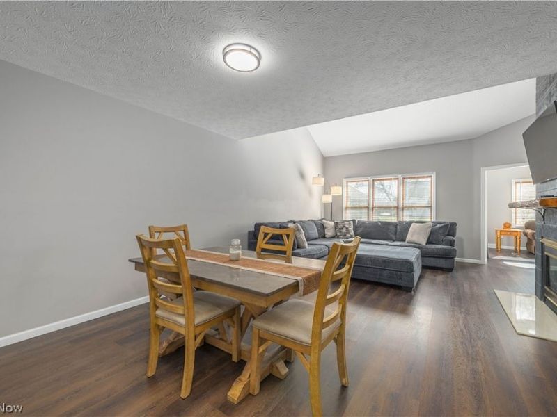 219 Bridgeport Drive, Elyria, OH 44035 Photo 12