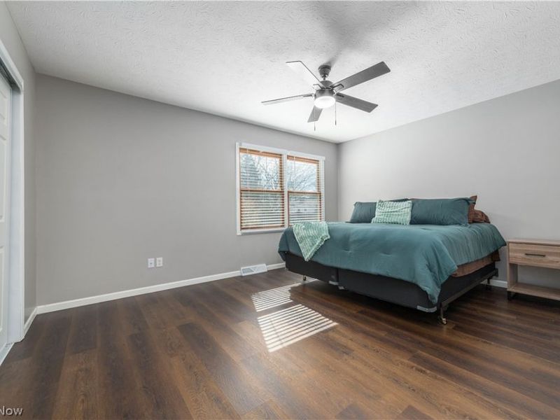 219 Bridgeport Drive, Elyria, OH 44035 Photo 23