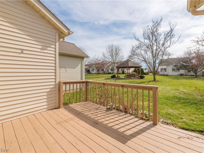 219 Bridgeport Drive, Elyria, OH 44035 Photo 6