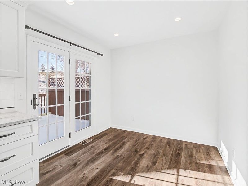 121 Cliffside Commons Drive, Rocky River, OH 44116 Photo 8