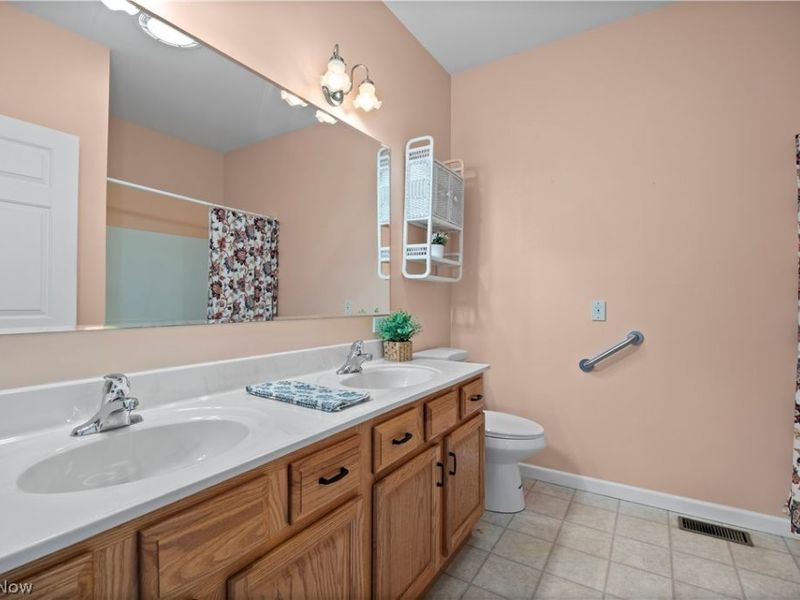 12770 Doula Lane, North Royalton, OH 44133 Photo 34