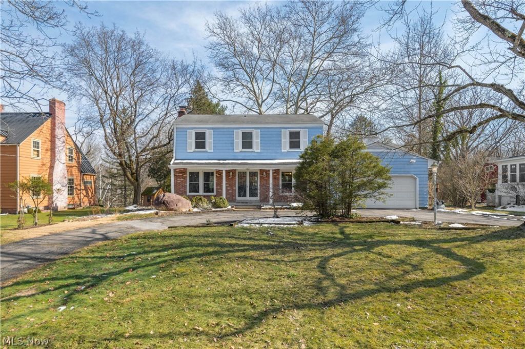 7461 River Road, Olmsted Falls, OH 44138