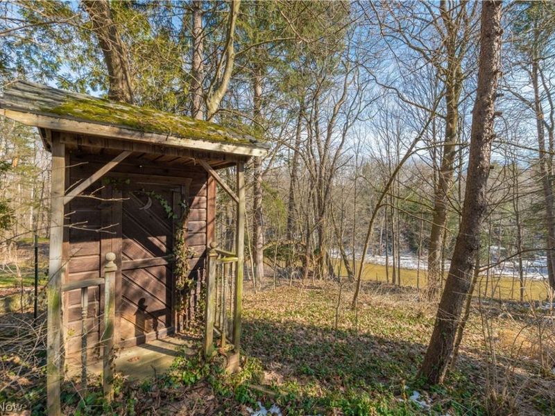 7461 River Road, Olmsted Falls, OH 44138 Photo 28