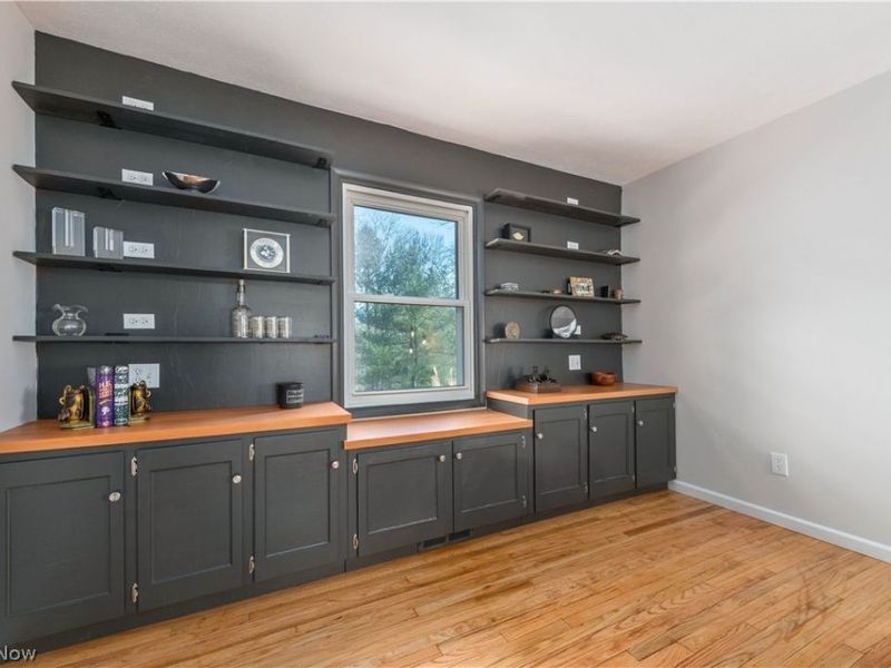 7461 River Road, Olmsted Falls, OH 44138 Photo 4