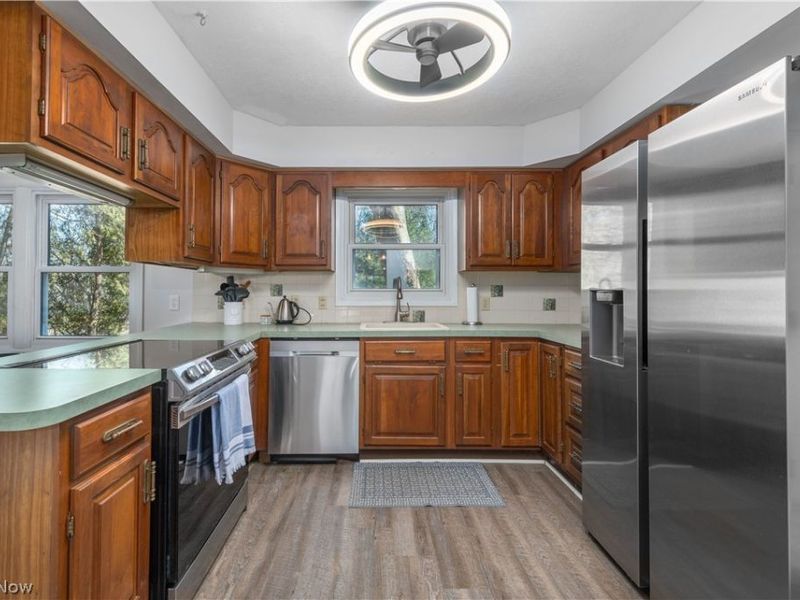 7461 River Road, Olmsted Falls, OH 44138 Photo 7