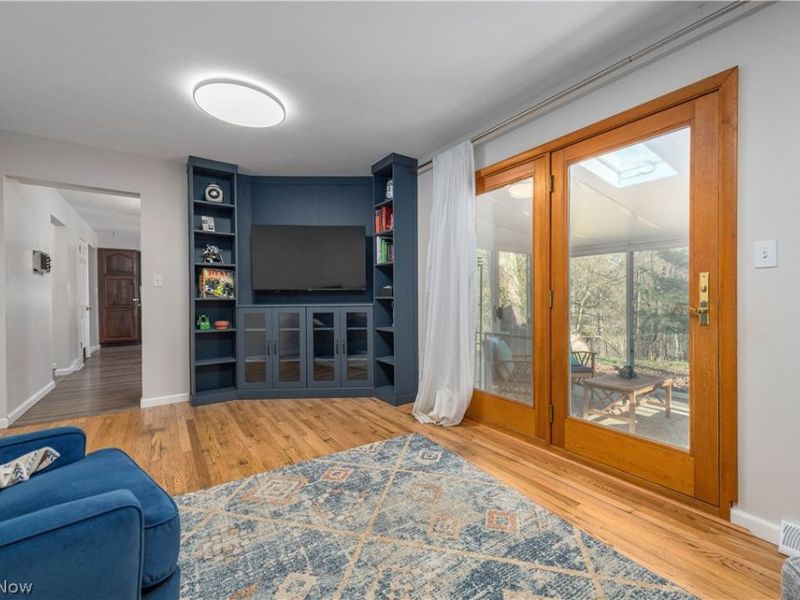 7461 River Road, Olmsted Falls, OH 44138 Photo 9