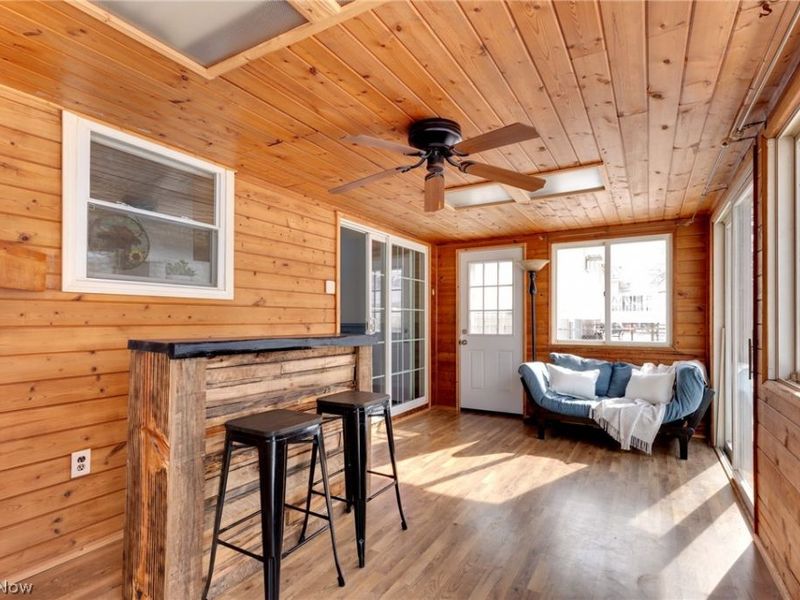 6016 Gilmere Drive, Brook Park, OH 44142 Photo 10