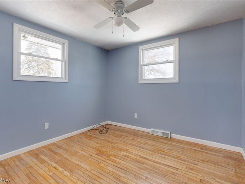 6016 Gilmere Drive, Brook Park, OH 44142 Photo 14