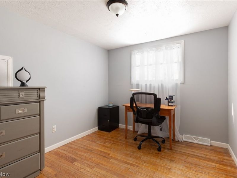 6016 Gilmere Drive, Brook Park, OH 44142 Photo 16