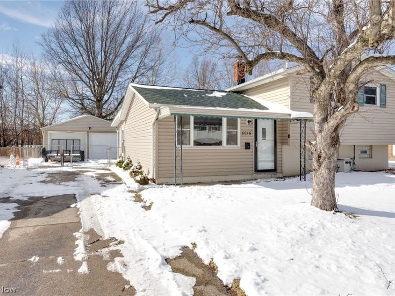 6016 Gilmere Drive, Brook Park, OH 44142 Photo 2