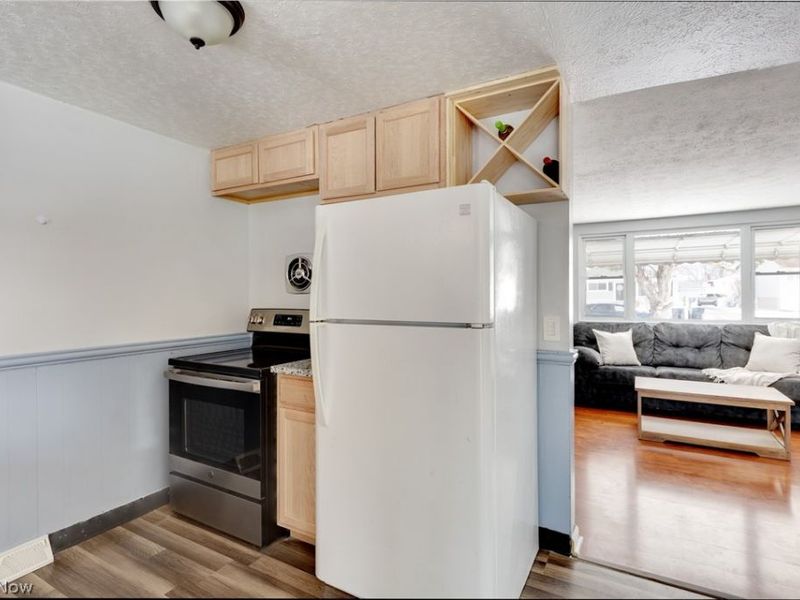 6016 Gilmere Drive, Brook Park, OH 44142 Photo 8