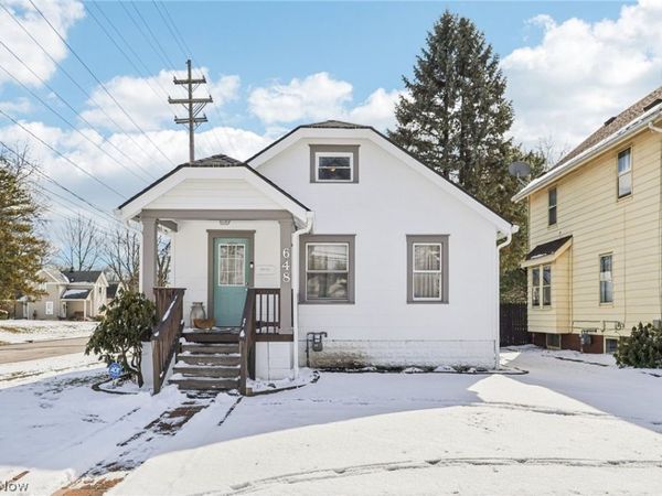648 Myrtle Avenue, Cuyahoga Falls, OH 44221