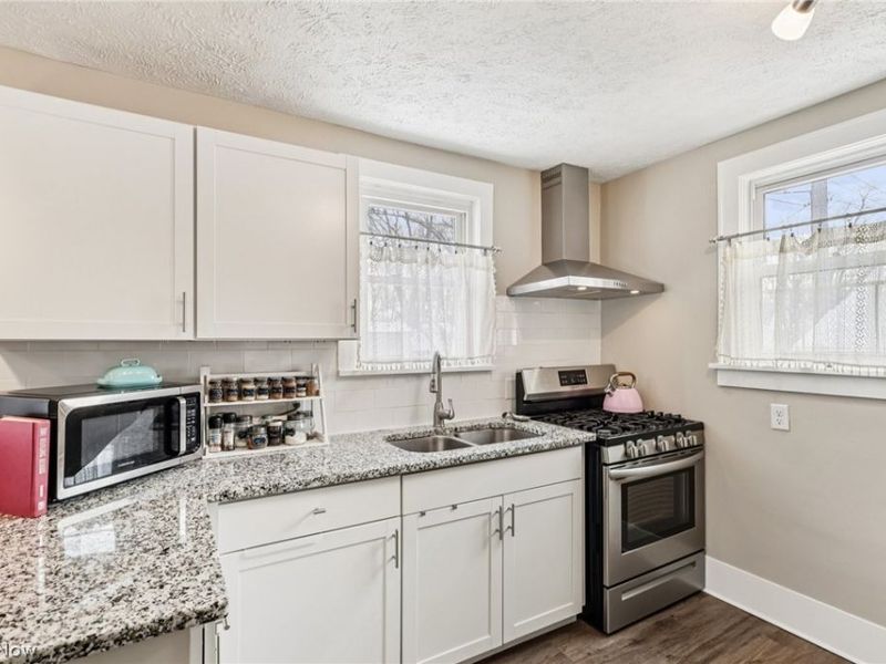 648 Myrtle Avenue, Cuyahoga Falls, OH 44221 Photo 14