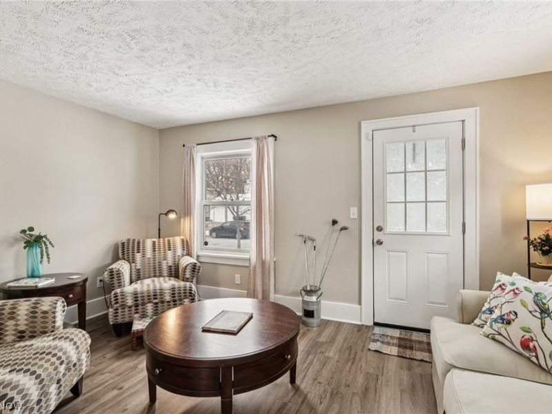 648 Myrtle Avenue, Cuyahoga Falls, OH 44221 Photo 5