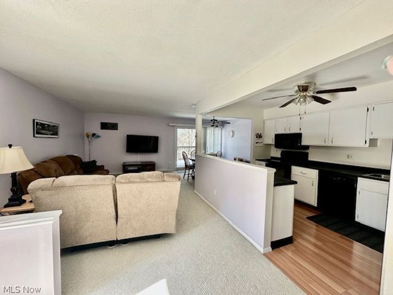 7617 Creekwood Drive, Unit C26, North Royalton, OH 44133 Photo 13