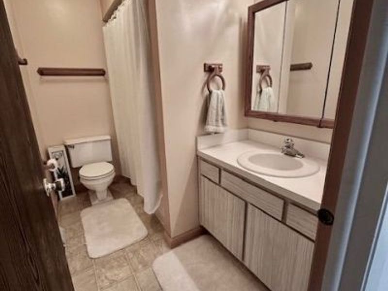 7617 Creekwood Drive, Unit C26, North Royalton, OH 44133 Photo 14