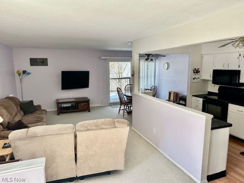 7617 Creekwood Drive, Unit C26, North Royalton, OH 44133 Photo 2