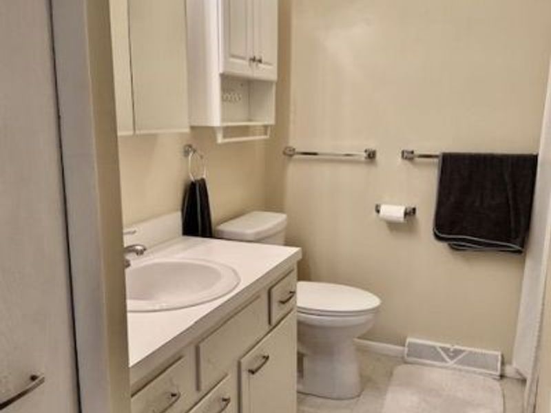 7617 Creekwood Drive, Unit C26, North Royalton, OH 44133 Photo 21