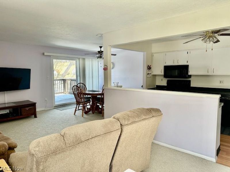 7617 Creekwood Drive, Unit C26, North Royalton, OH 44133 Photo 4