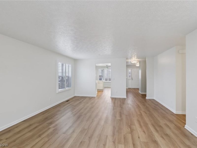 118 Stonecrest Trail, Elyria, OH 44035 Photo 10