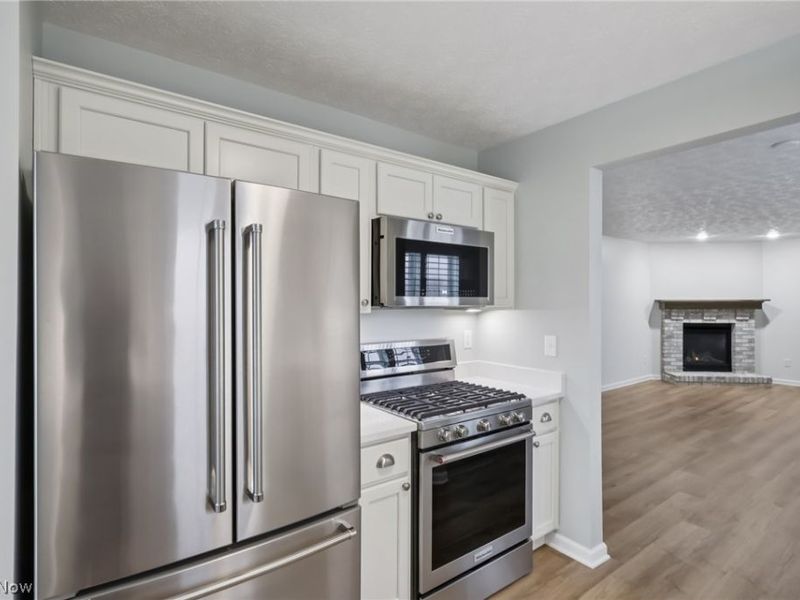 118 Stonecrest Trail, Elyria, OH 44035 Photo 16