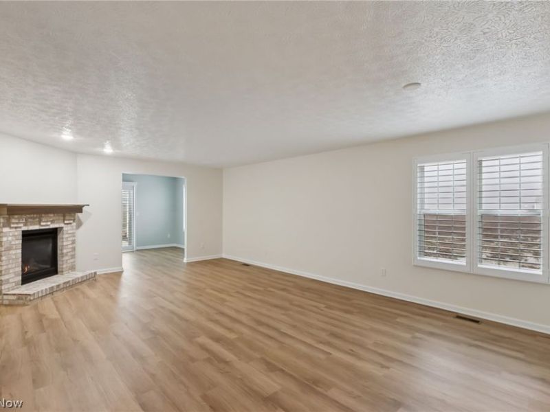 118 Stonecrest Trail, Elyria, OH 44035 Photo 8