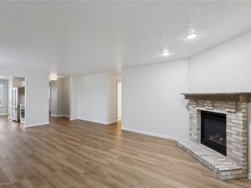 118 Stonecrest Trail, Elyria, OH 44035 Photo 9