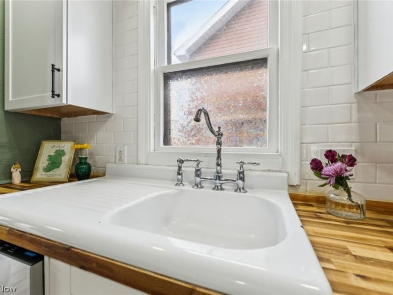 1370 Lakewood Avenue, Lakewood, OH 44107 Photo 12