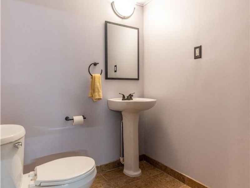 1724 Cornerstone Street SW, Hartville, OH 44632 Photo 31