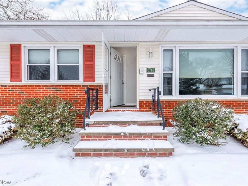 3745 W 213th Street, Fairview Park, OH 44126 Photo 3