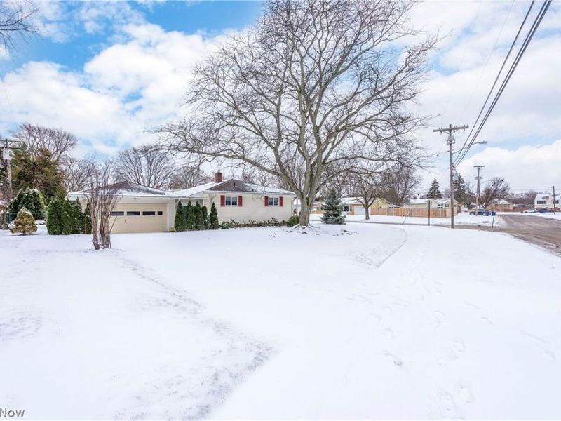 3745 W 213th Street, Fairview Park, OH 44126 Photo 31