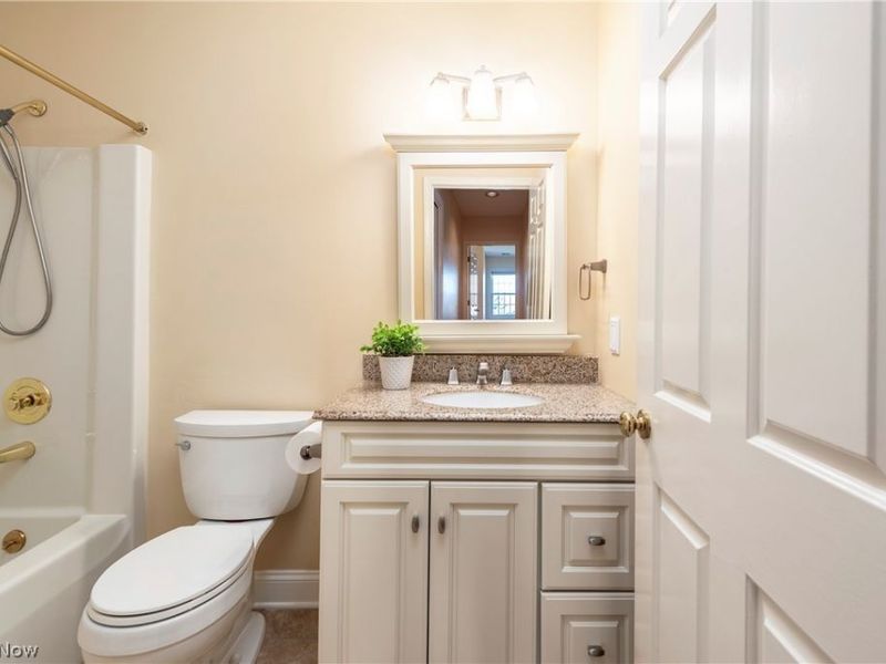 22481 Center Ridge Road, Unit 301, Rocky River, OH 44116 Photo 19