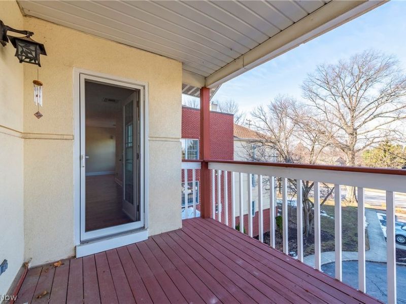 22481 Center Ridge Road, Unit 301, Rocky River, OH 44116 Photo 32