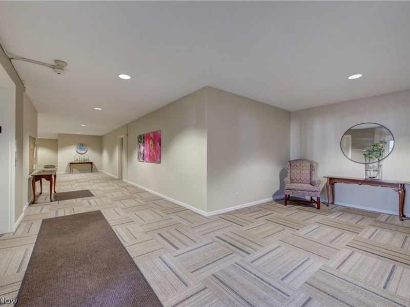 22481 Center Ridge Road, Unit 301, Rocky River, OH 44116 Photo 36