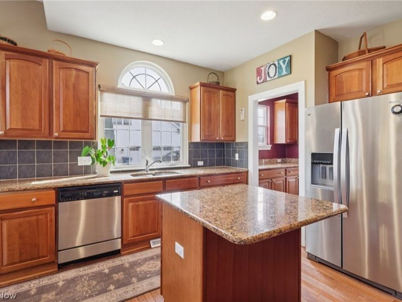 36420 S Park Drive, Avon, OH 44011 Photo 13