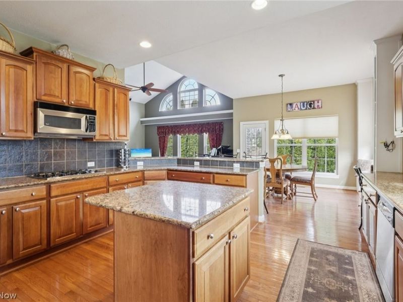 36420 S Park Drive, Avon, OH 44011 Photo 14