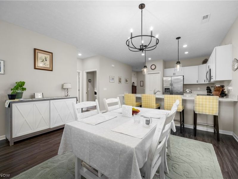 238 Silver Spring Circle, Elyria, OH 44035 Photo 14